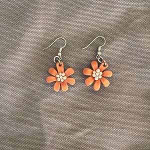 Light Brown / Orange Leather Flower Earrings NWOT